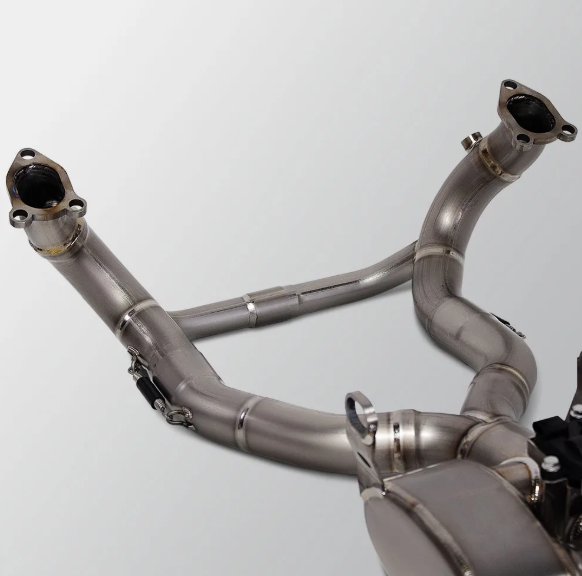 Colectores BMW R 1300 GS Artesanales Titanio con Válvula Eléctrica (2024-2025)