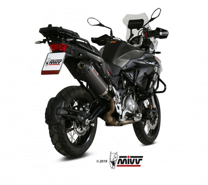 Escape homologado Mivv OVAL en Carbono para Benelli TRK 502 X 18-26
