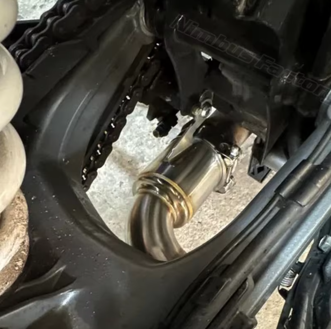 Supressor de conversor catalítico artesanal KTM Duke 125-390 (2021-2025) em aço inoxidável