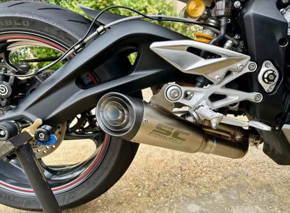 Secção final Slip-On em aço inoxidável para Triumph Street Triple 660 (2017-2023)